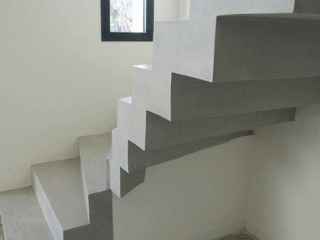 Création d'escalier en béton dans l'Isère